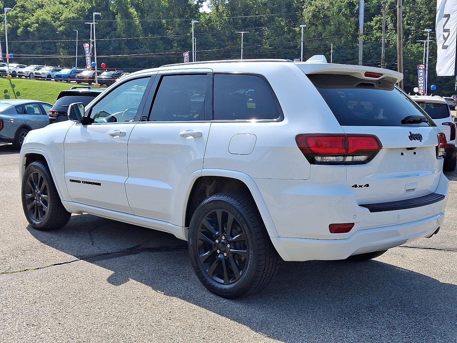 2020 Jeep Grand Cherokee Altitude