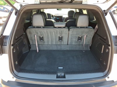 2025 GMC Acadia AWD AT4