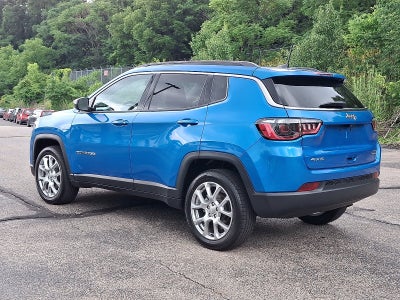 2022 Jeep Compass Latitude Lux