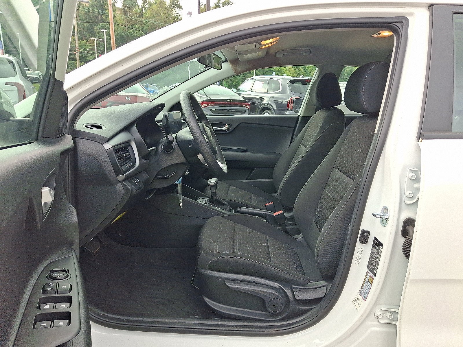 2022 Kia Rio LX