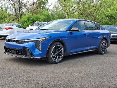 2025 Kia K4 GT-Line