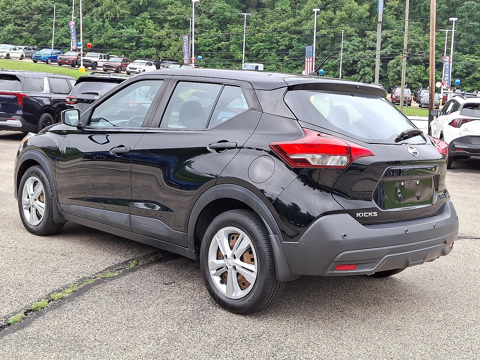 2020 Nissan Kicks S