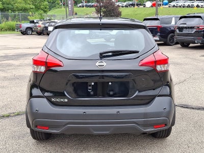 2020 Nissan Kicks S