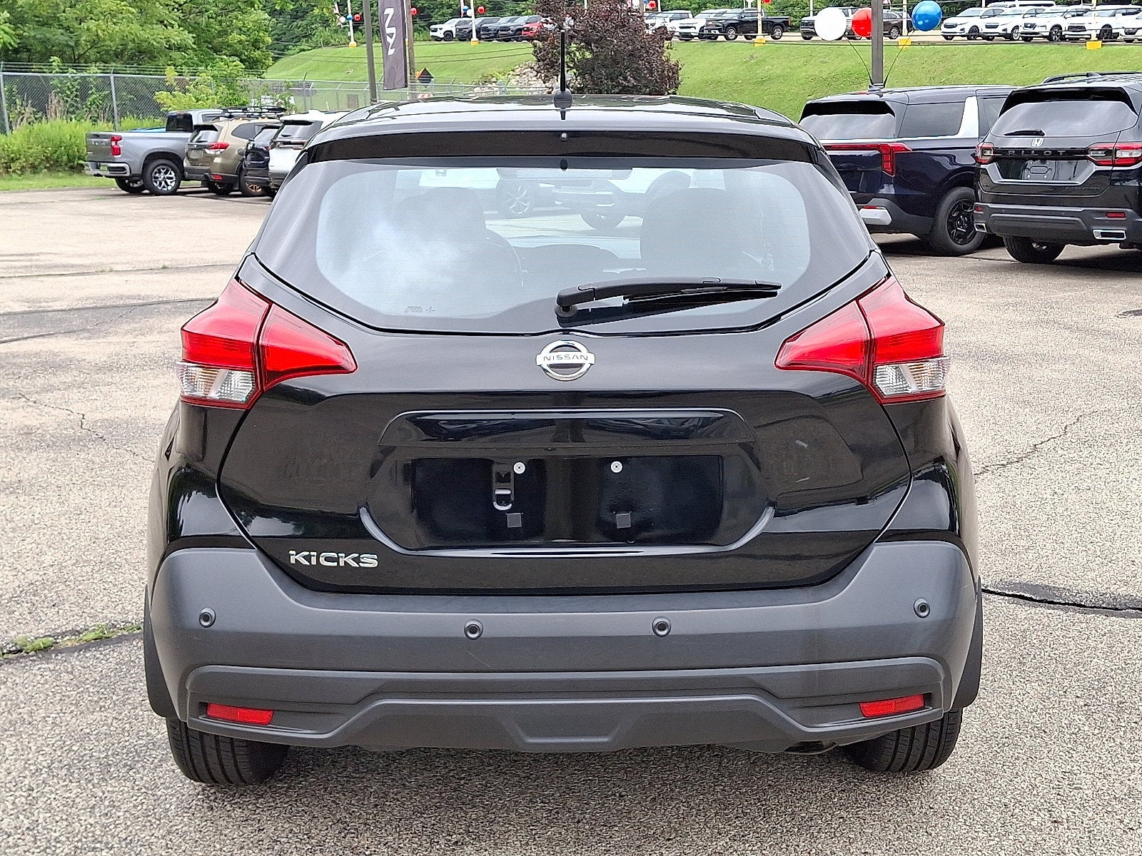 2020 Nissan Kicks S