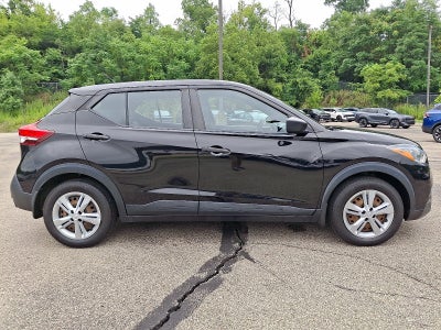 2020 Nissan Kicks S