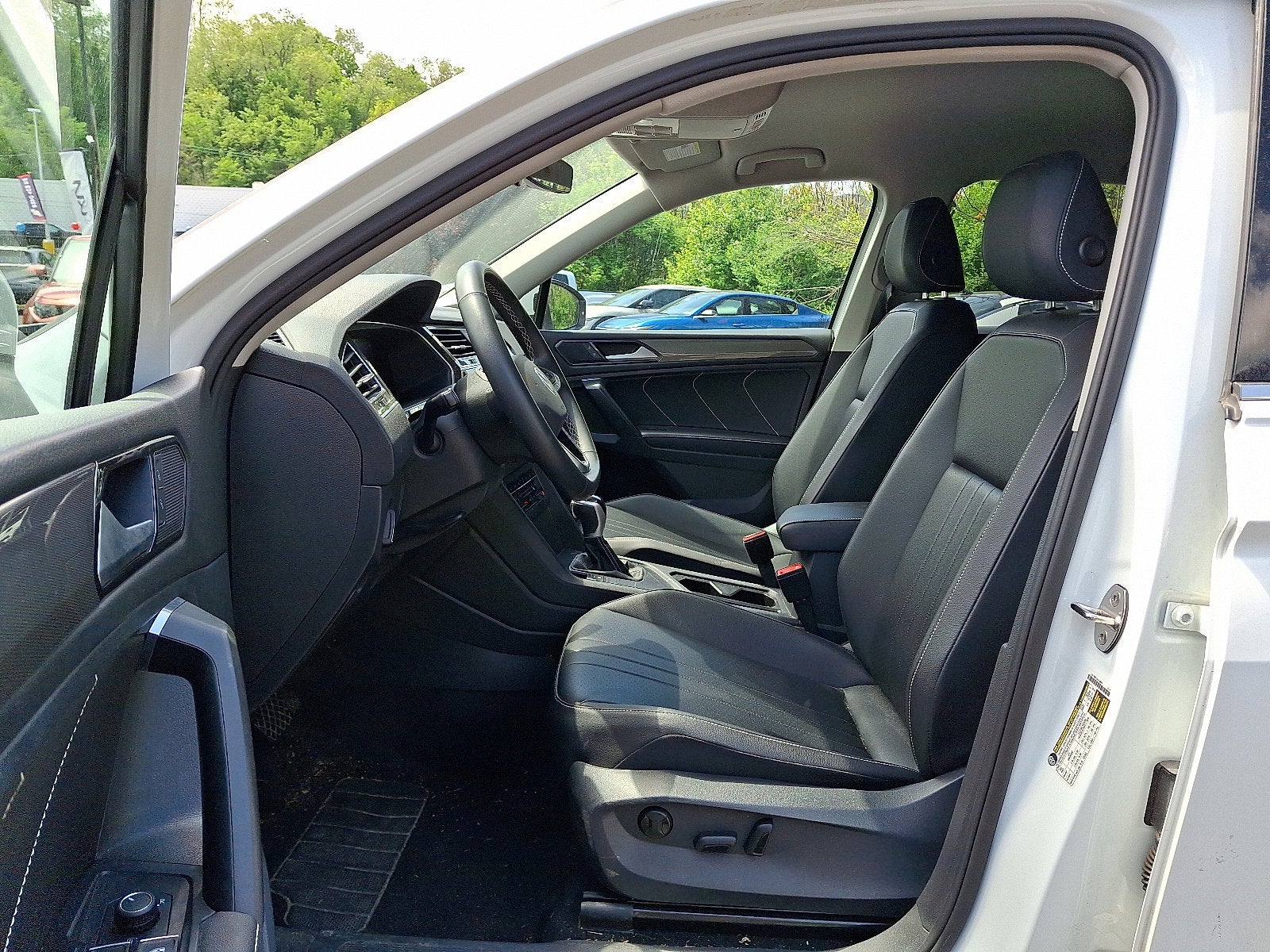 2022 Volkswagen Tiguan SE