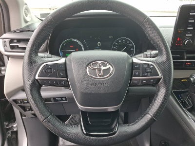 2021 Toyota Sienna Base