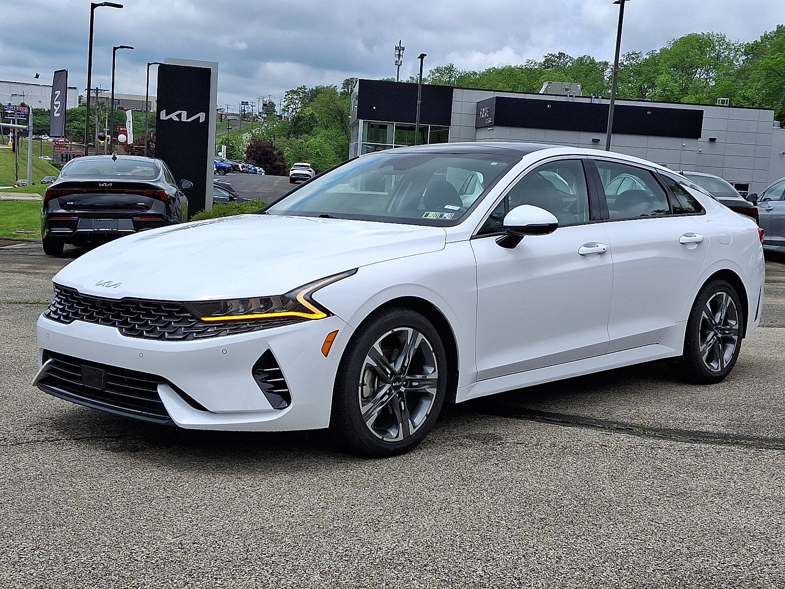 2023 Kia K5 EX