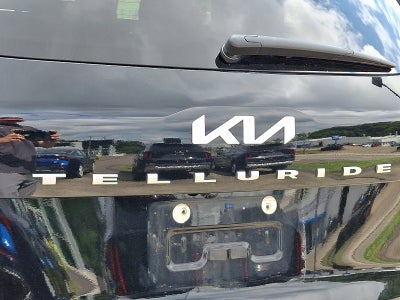 2022 Kia Telluride LX