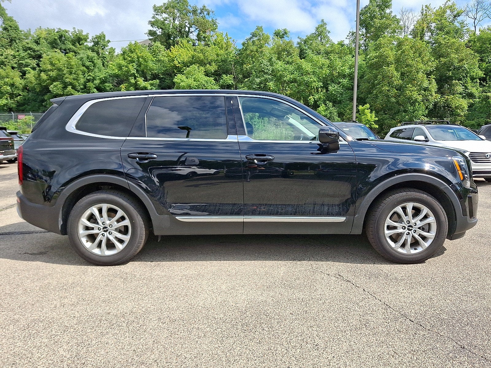 2022 Kia Telluride LX