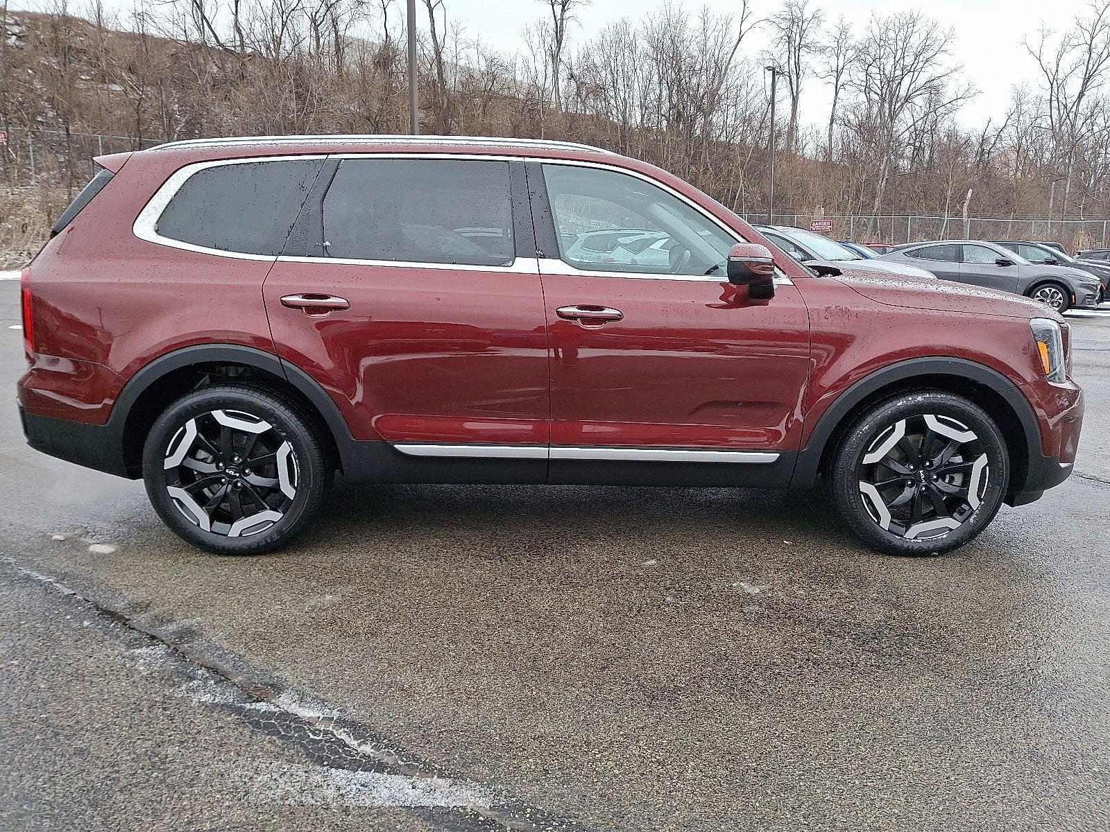 2023 Kia Telluride S