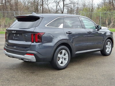 2024 Kia Sorento LX
