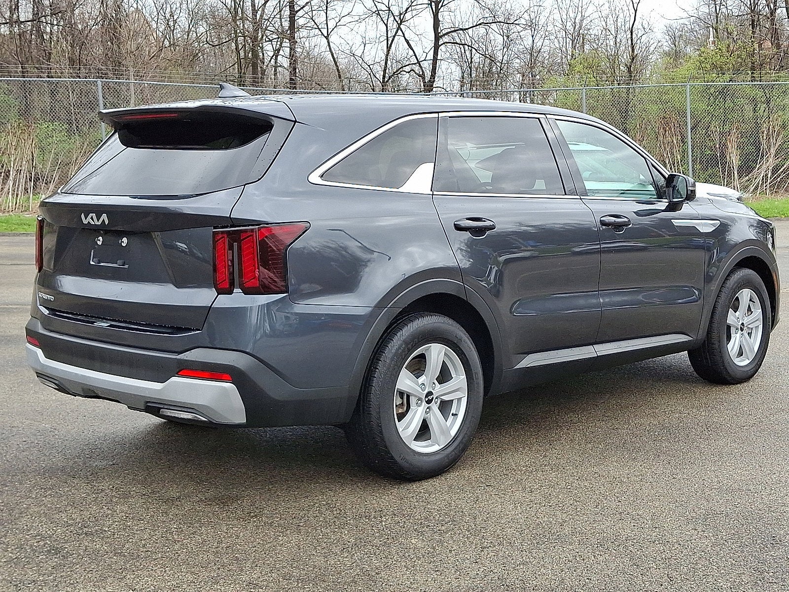 2024 Kia Sorento LX
