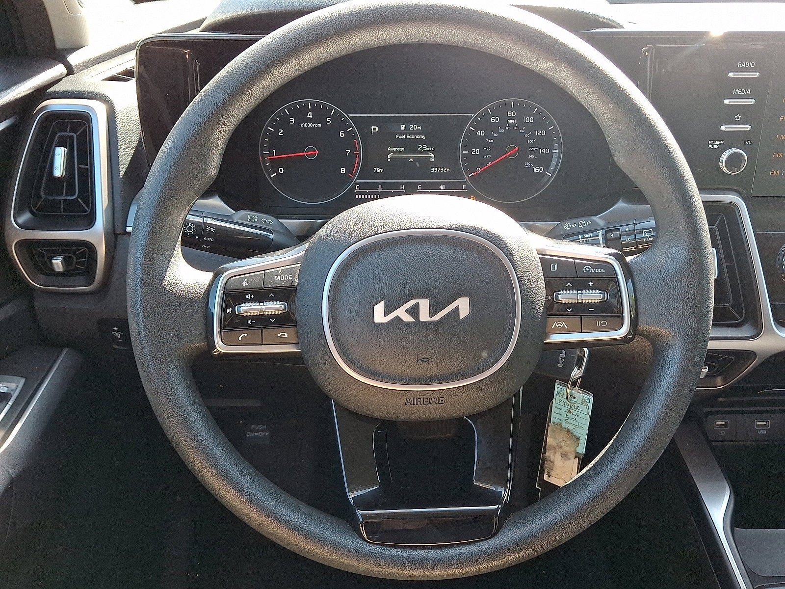 2022 Kia Sorento LX