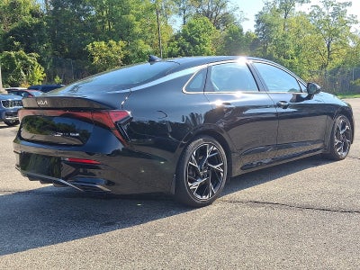 2025 Kia K5 GT-Line