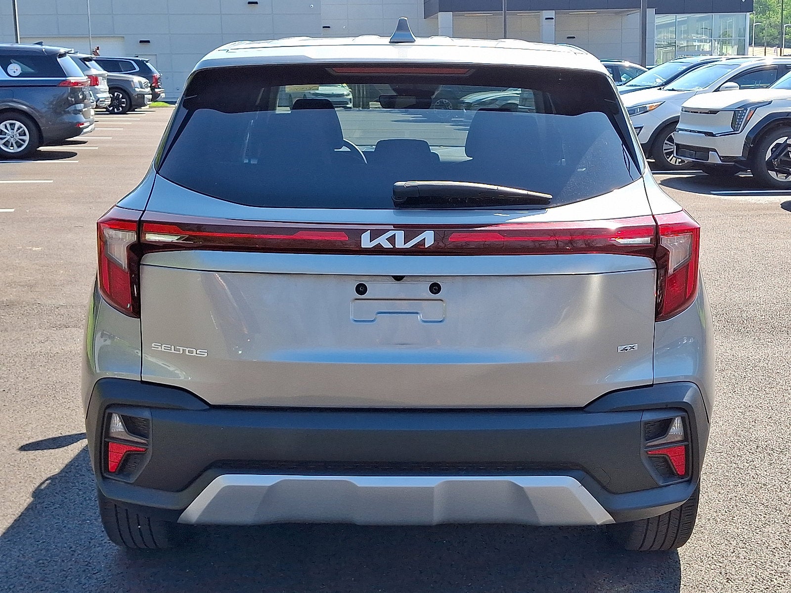2024 Kia Seltos LX