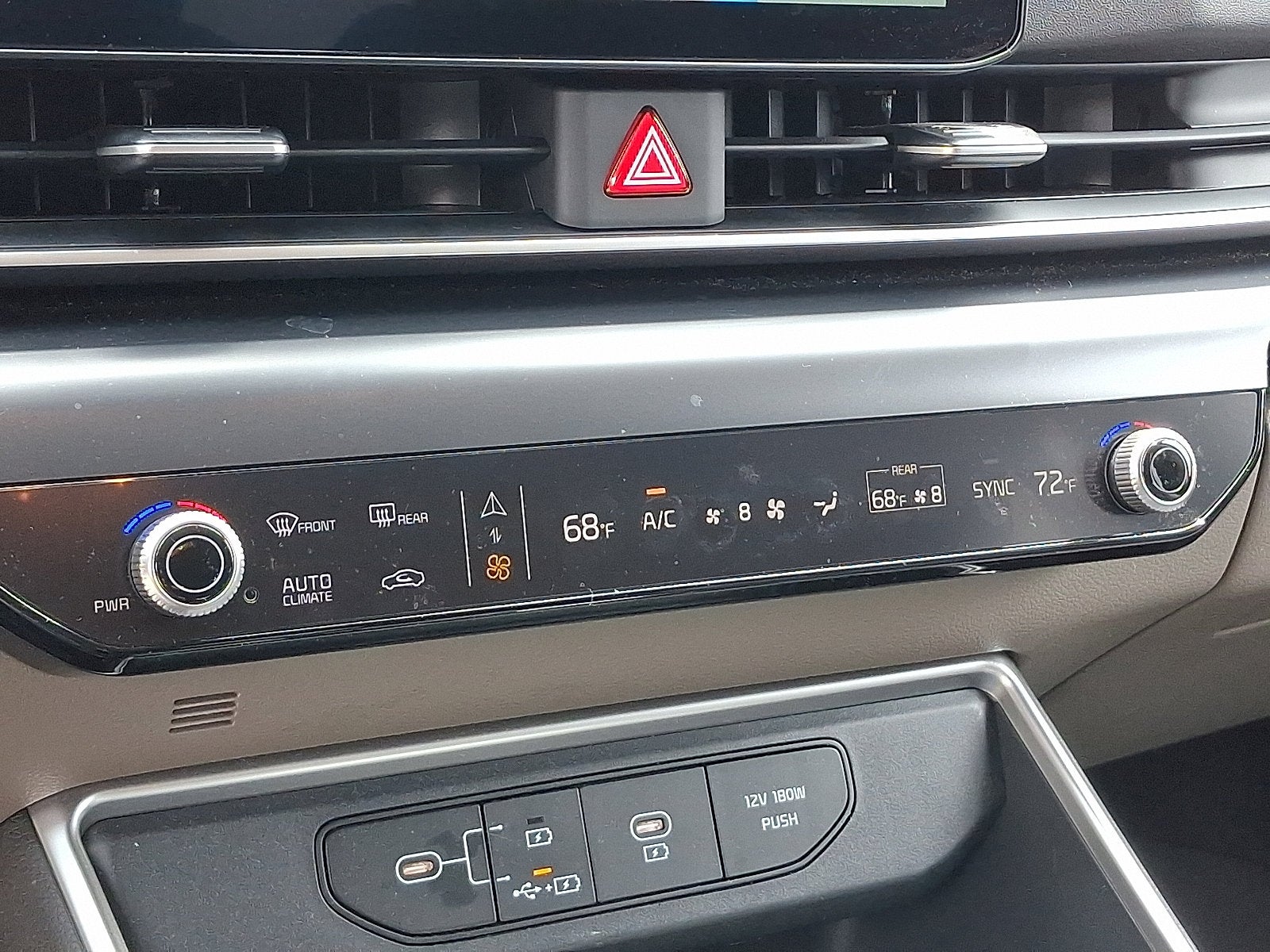 2025 Kia Carnival LXS