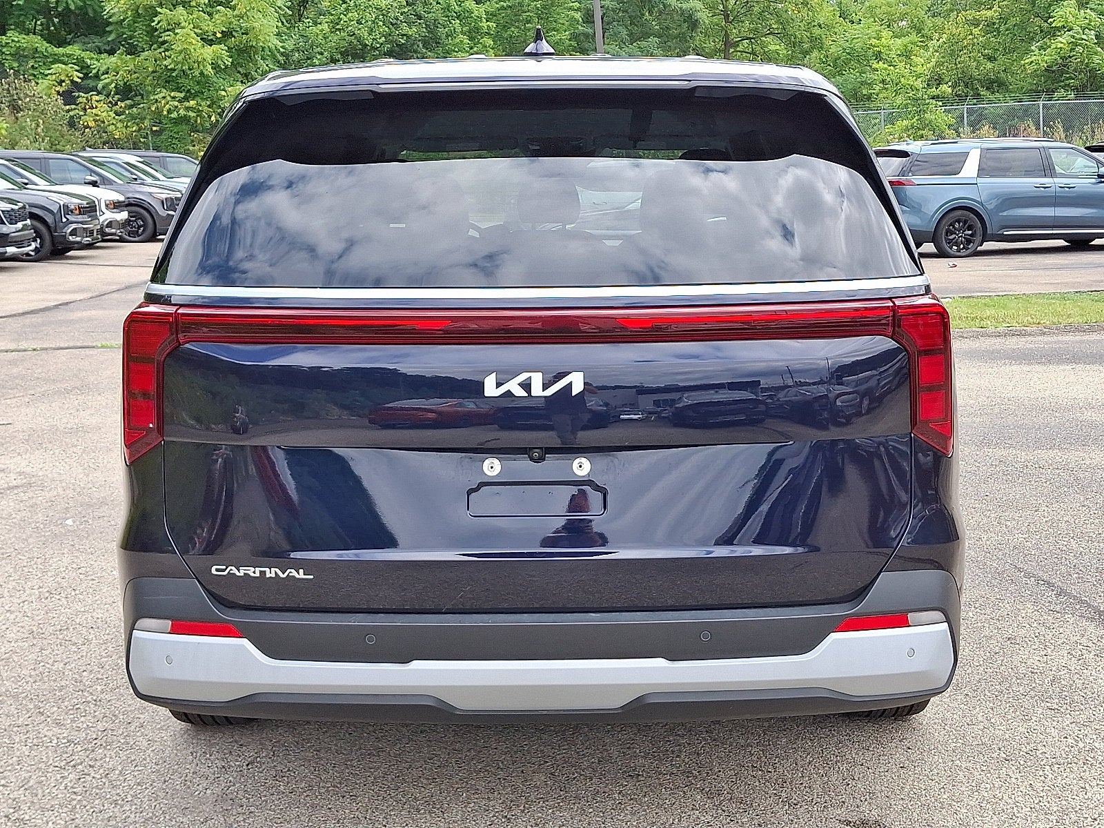 2025 Kia Carnival LXS