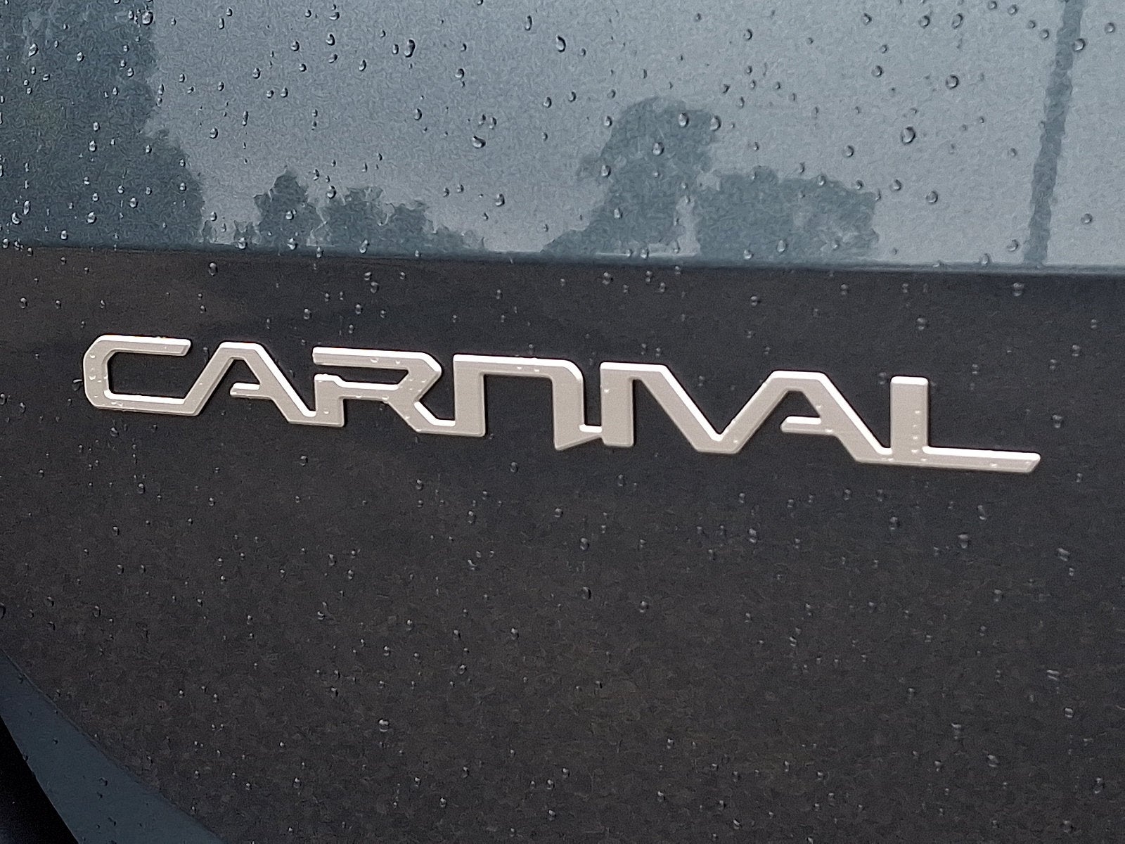2024 Kia Carnival EX
