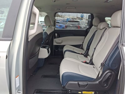 2025 Kia Carnival EX