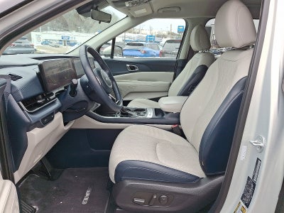 2025 Kia Carnival EX