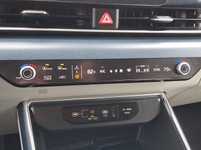 2025 Kia Carnival EX