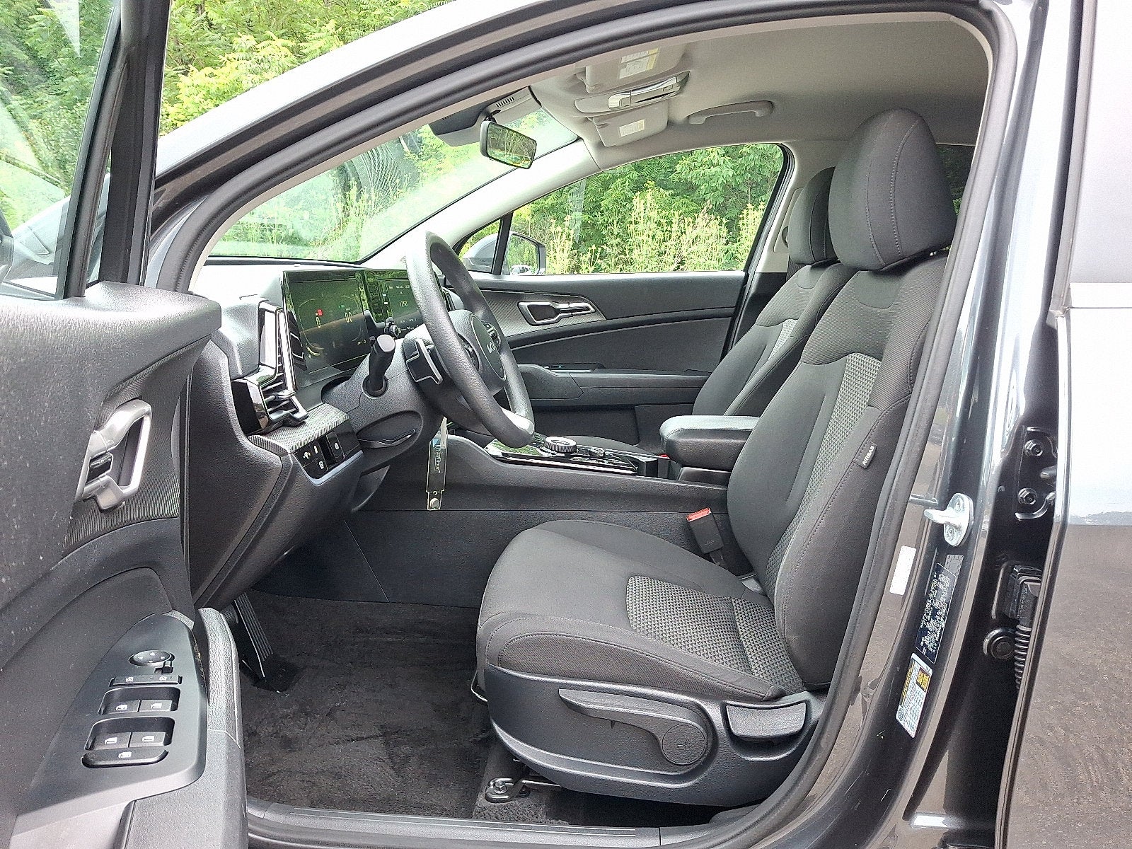 2023 Kia Sportage Hybrid LX