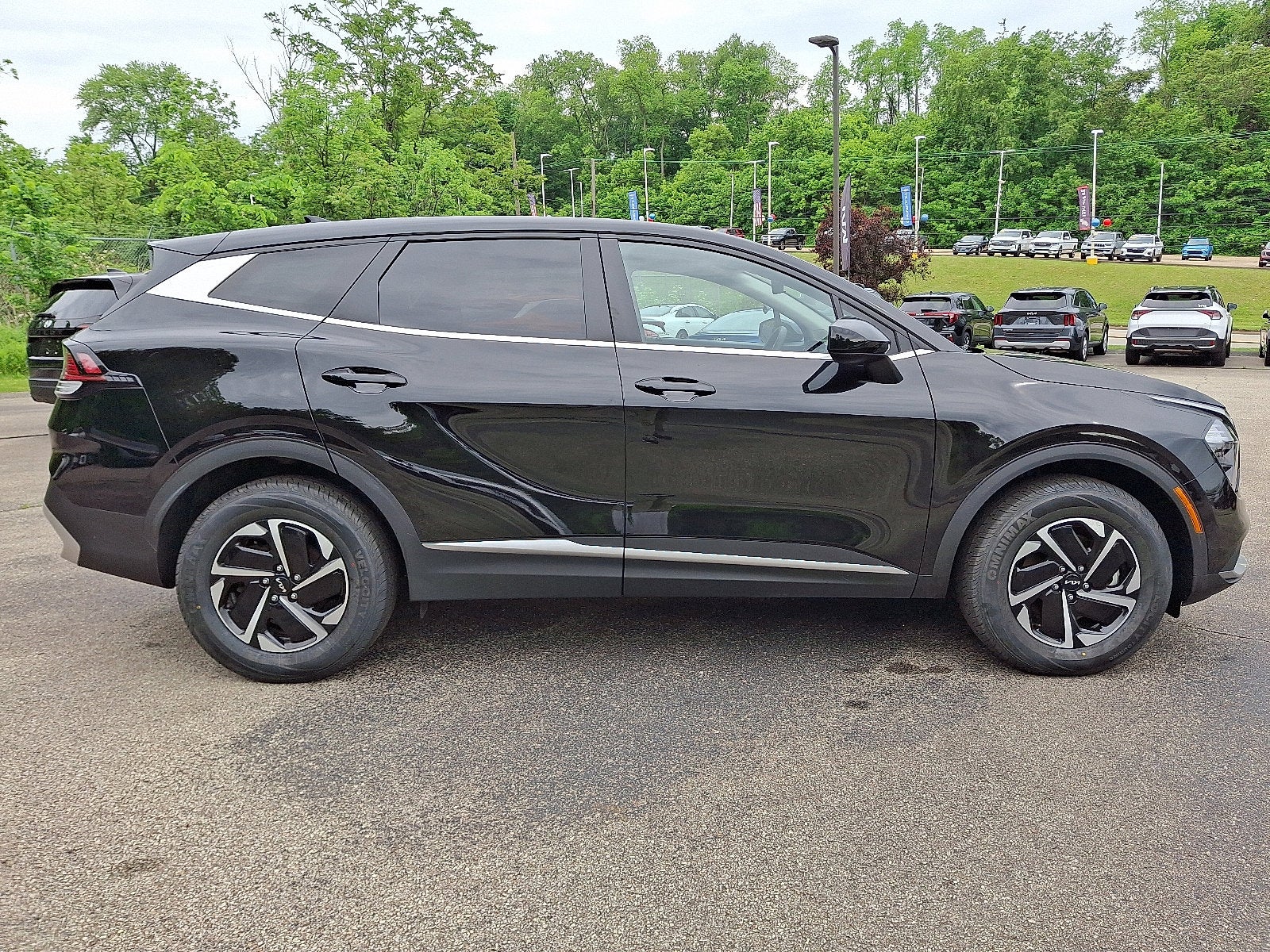 2023 Kia Sportage Hybrid LX